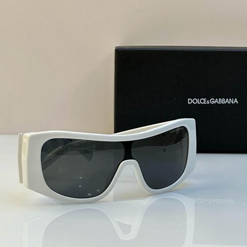 D&G Sunglasses 242